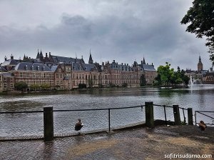 Silence in Den Haag